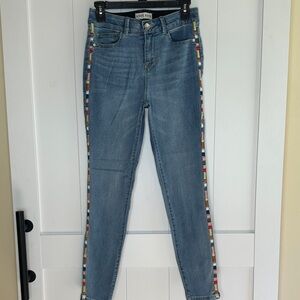 Knox Rose Blue Skinny Jeans with Multicolor Side Embroidery Size 4